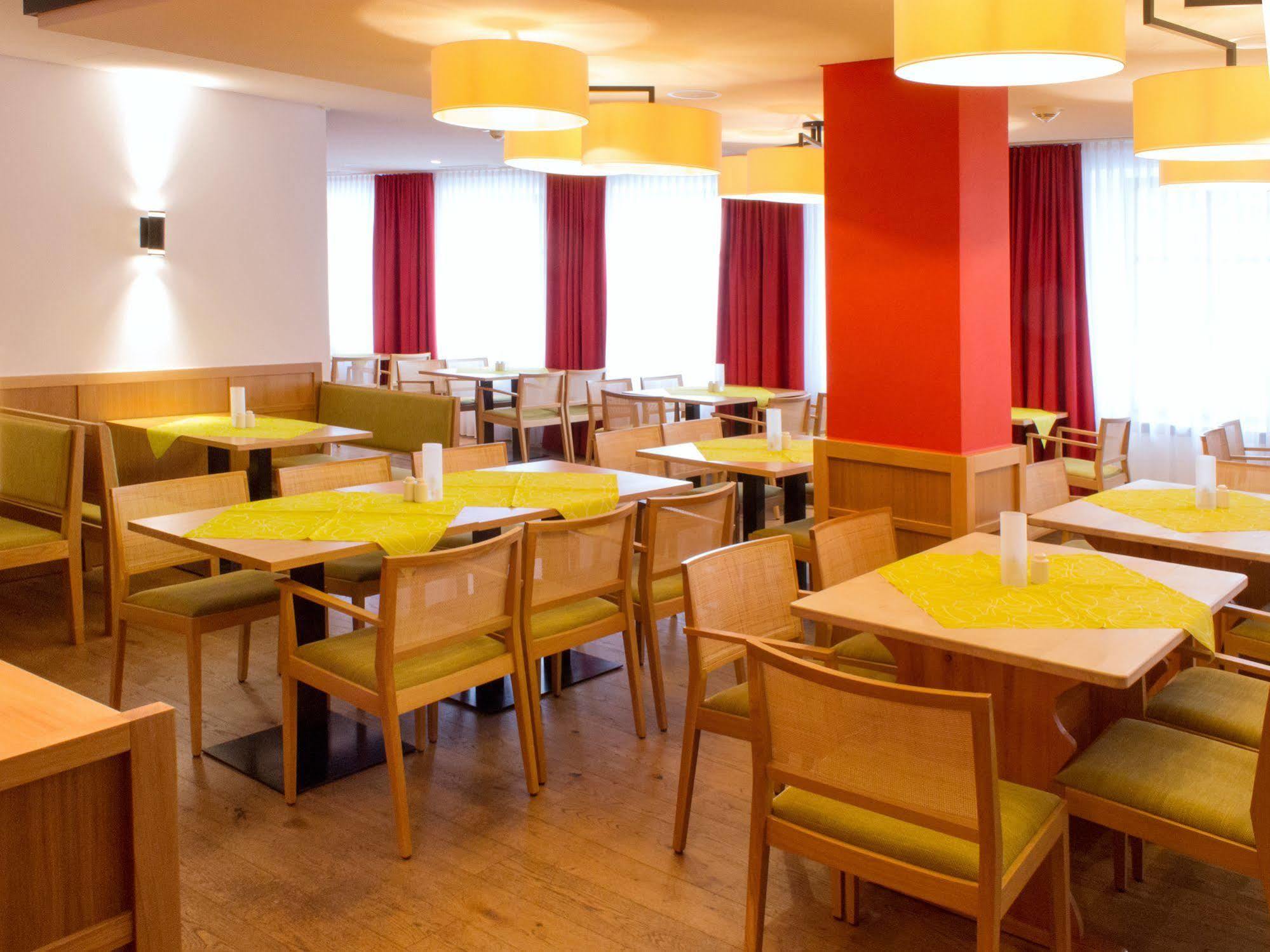 Dormero Hotel Kelheim Esterno foto